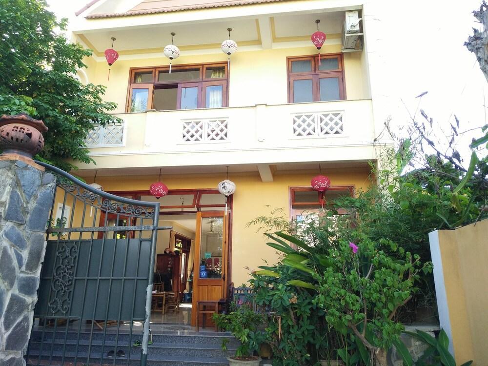 Chat Inn Homestay ホイアン エクステリア 写真